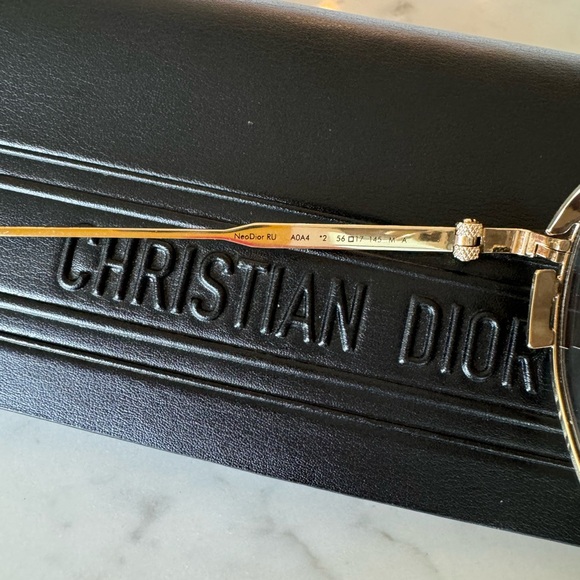 🎈 DIOR Aviator - Picture 7 of 9
